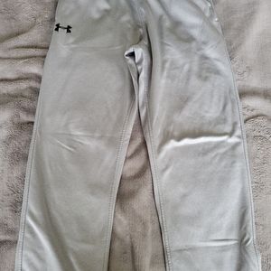 Under Armour Sweats size L